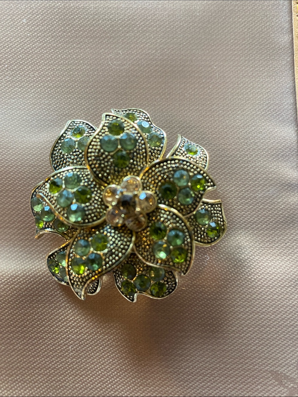 Green Crystal Flower Brooch - Classic Women Jewelry
